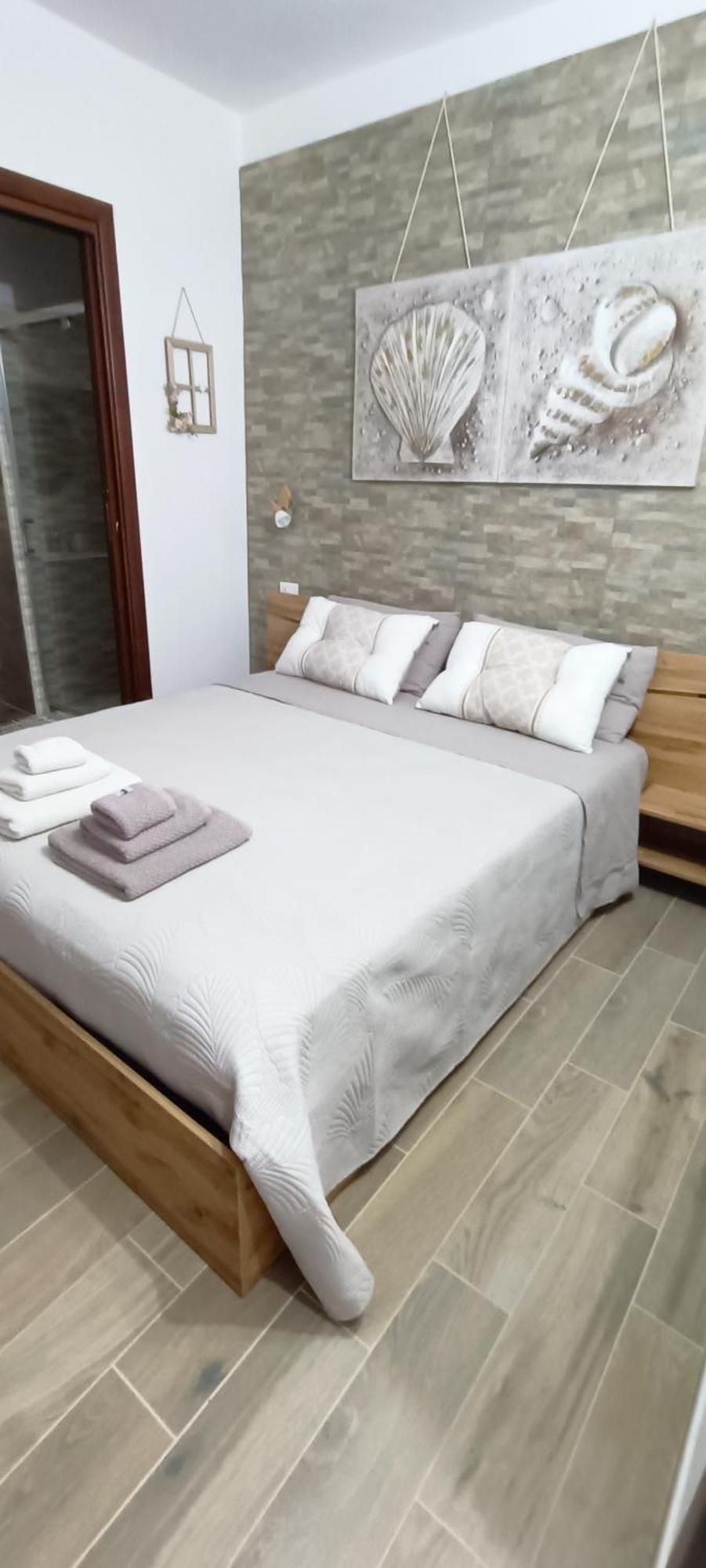 Bed And Breakfast Raggio Di Sole Iglesias Exterior foto