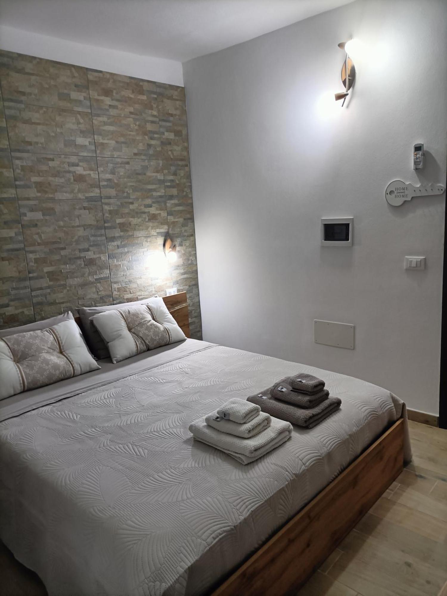 Bed And Breakfast Raggio Di Sole Iglesias Exterior foto